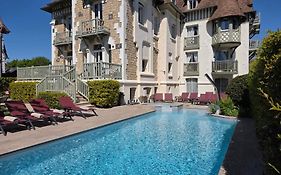 Villa Augeval Hôtel de charme&Spa